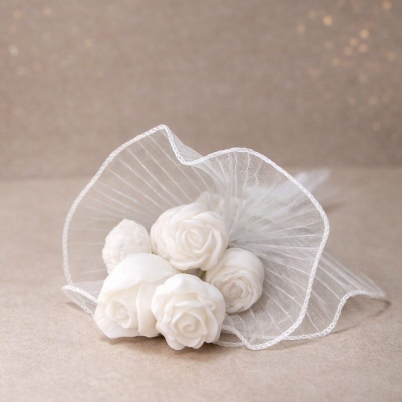 White Rose Bouquet Candle